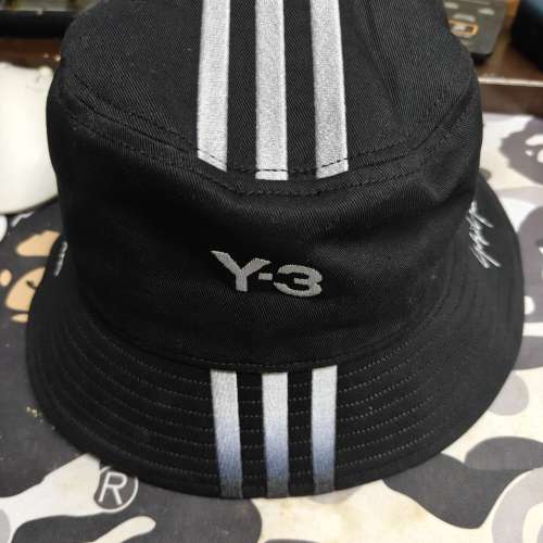 Y-3 MERCEDES-AMG PETRONAS FORMULA 1 TEAM BUCKET Hat，可議，大刀勿擾
