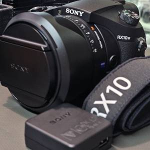 99%新 Sony RX10M4  RX10IV  4代 演唱會追星旅行必備，not RX10 RX10II,RX10III