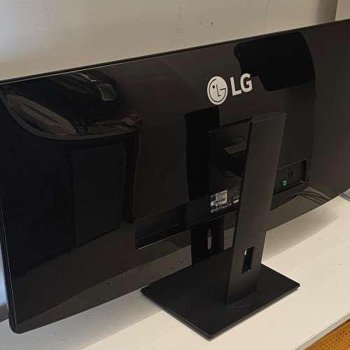 LG 34'' 21:9 UltraWide&trade; Full HD IPS Monitor 顯示器