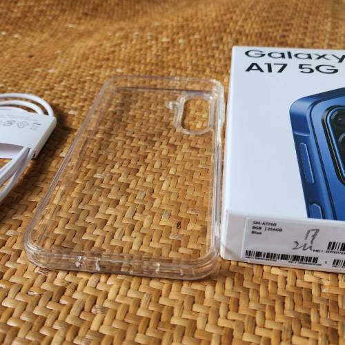 Samsung A17 256GB 藍色（已經賣出)