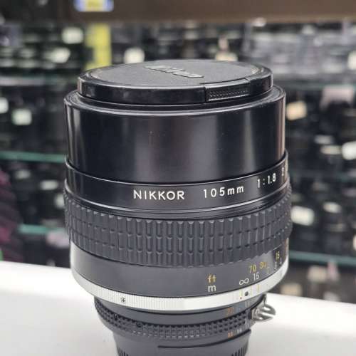 NIKON 105MM F1.8 AiS