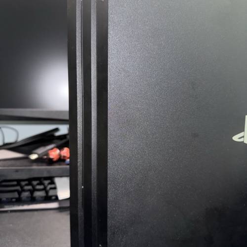PS4 pro 4k連一個手掣4k畫質有單