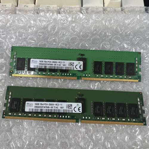 SKhynix DDR4 16GB RAM x2