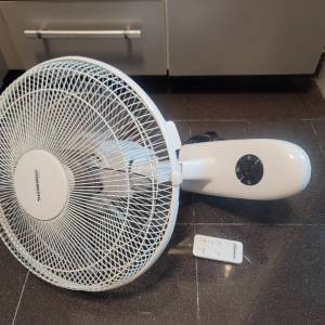 Summe卓爾遙控掛牆風扇