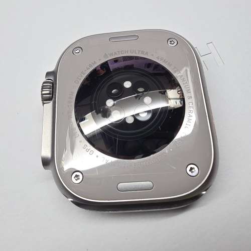 Apple Watch Ultra 2 原色