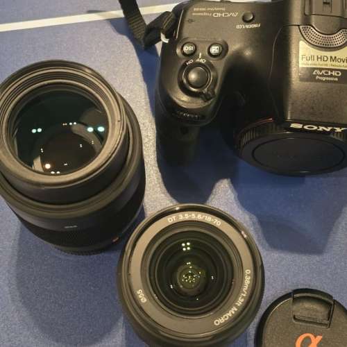 Sony Alpha A57 DSLR + 18-70, 55-200