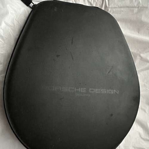 KEF x Porsche Design Motion One 可變式有線或藍牙無線防水耳機