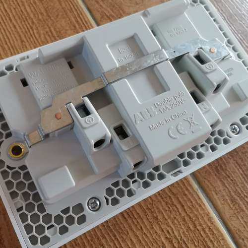 10個全新 ABB 漏電保護開關插座