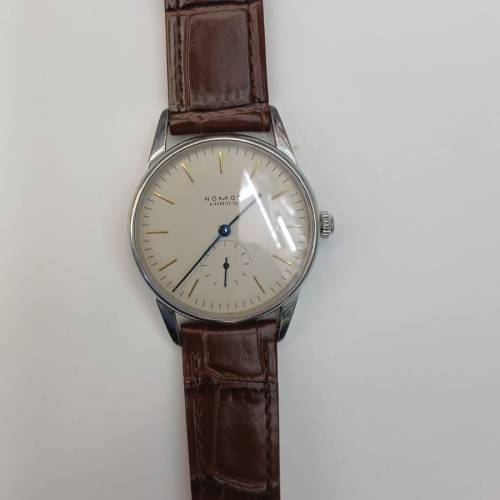 古董Nomos Glashutte Hand-winding Watch