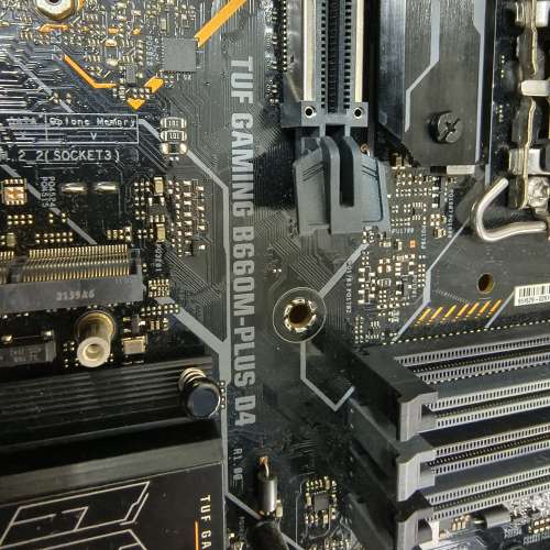 ASUS TUF GAMING B660M-PLUS D4 LGA1700 MATX MB **留意事項**