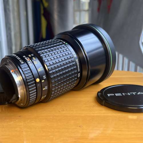 Pentax A* 200mm f/2.8 ED SMC