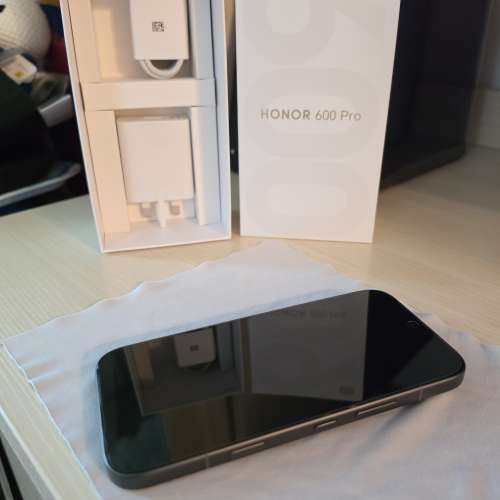(中環元朗) Honor 600 Pro 512gb Black (Warranty to May2027)