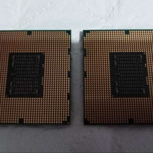 2粒Intel Xeon E5606 CPU only 和 6條2GB DDR3L ECC Registered RAM