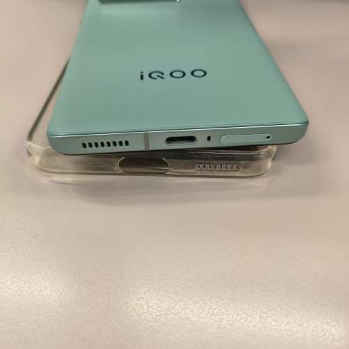 Vivo iqoo 11 (16+256GB) 國行版