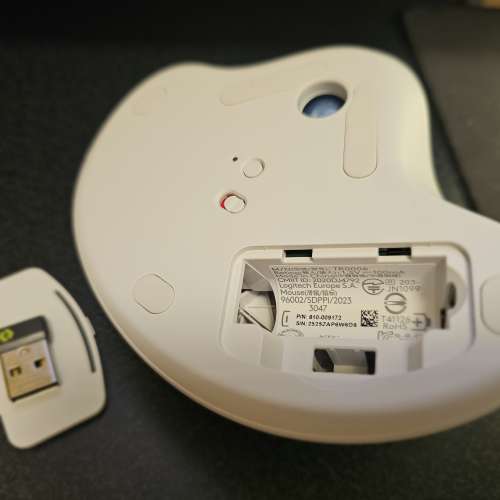 Logitech ERGO M575S 軌跡球滑鼠