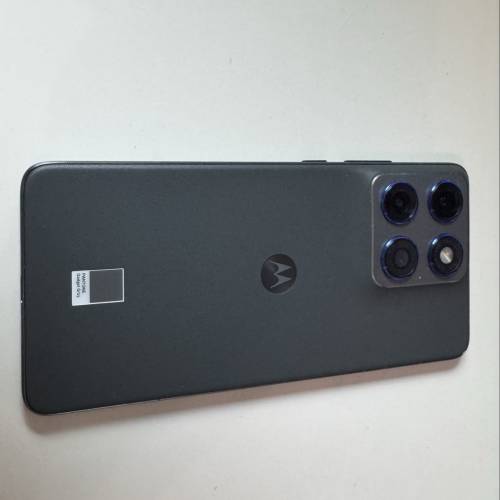 5.99mm超薄幾乎全新Motorola x70 Air 12+512 灰色