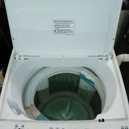 HITACHI日立8kg 洗衣機