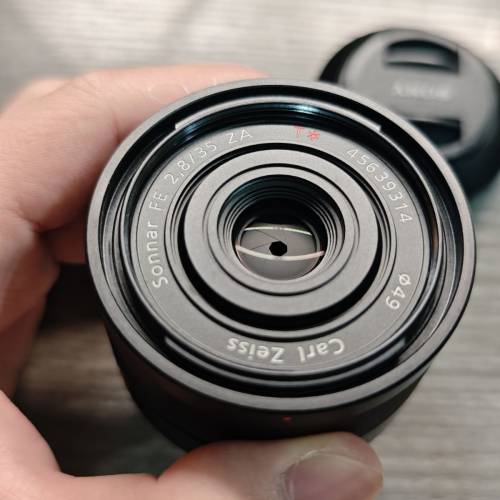 Sony 35mm f2.8 za