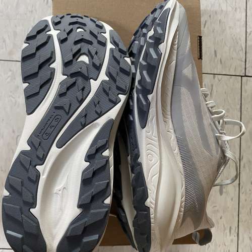 Mizuno goretex 跑鞋（女裝）