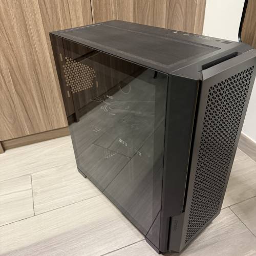 電競主機 (有cpu 底板 ram 火牛 水冷 無顯卡 無硬碟）