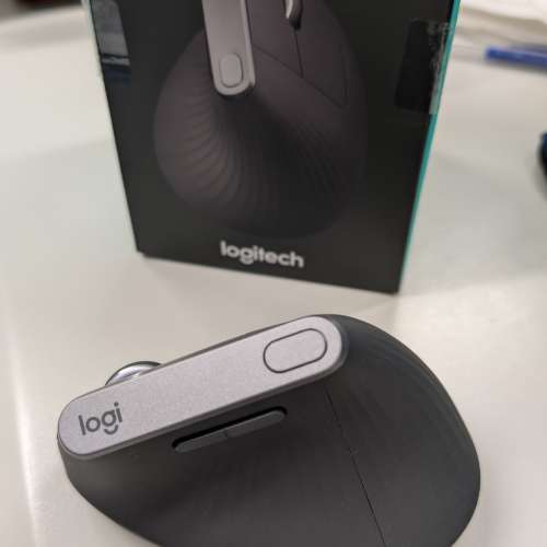 Logitech MX Vertical Mouse