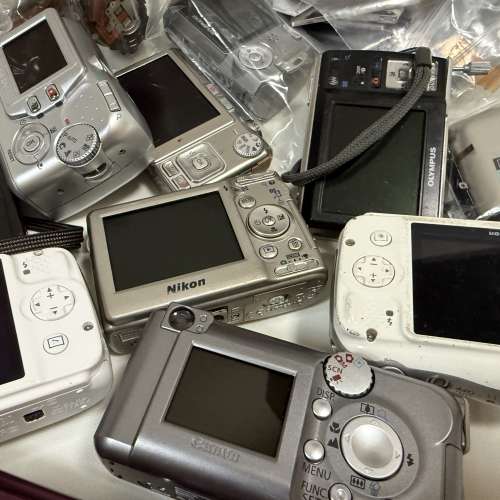 售 Nikon Canon Olympus 數碼相機零件 只作研究品或零件使用