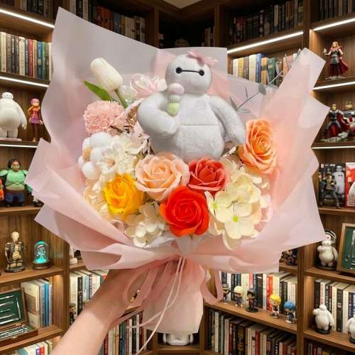 睇下文&middot;文盲勿擾&middot;不轉wtsapp/電話‼️獨家原創 日本絕版baymax公仔花束 baymax畢...