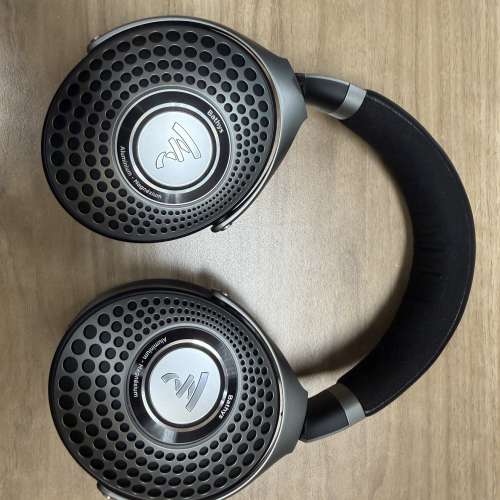 Focal Bathys 頭戴式降噪無線耳機
