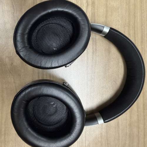 Focal Bathys 頭戴式降噪無線耳機