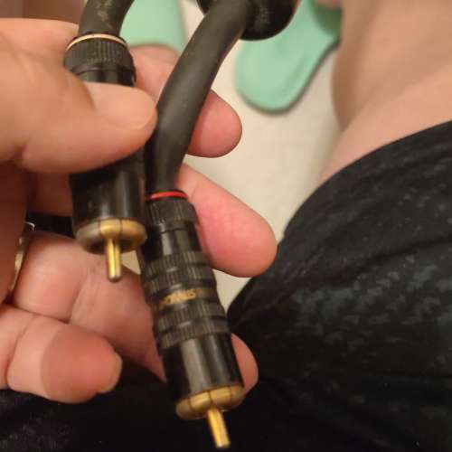 Sell pair of the USA made Strightwire Top module Cresendo RCA signal cables=$350