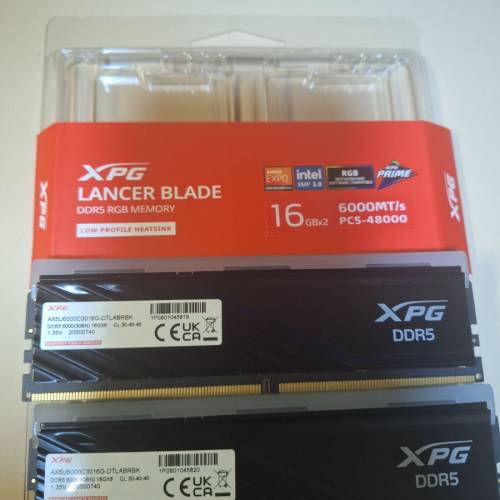 ADATA XPG Lancer Blade RGB DDR5 6000 32GB Kit CL30 (2x16GB) 黑色