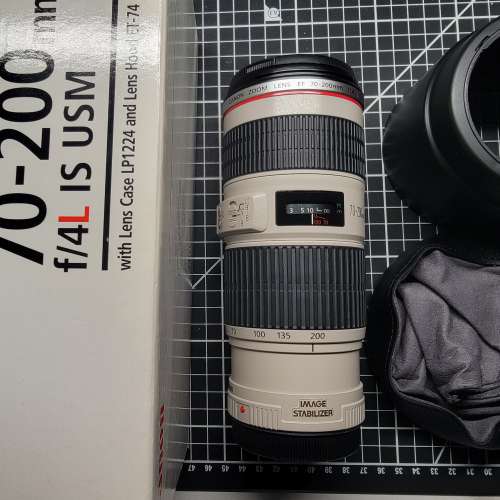 Canon EF70-200f4L is