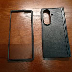 Dbrand Grip Zfold 7 + prism 2.0 screen protector