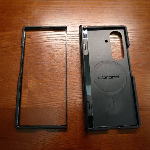 Dbrand Grip Zfold 7 + prism 2.0 screen protector