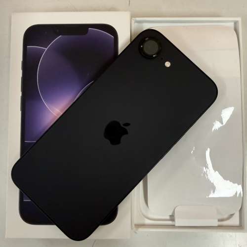 iPhone 17e 256gb,港行單卡+esim,有套有貼有單全套齊保養至27年3月！