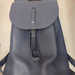 Burberry 背囊