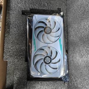 極將 GTX 1070 8GB 白色