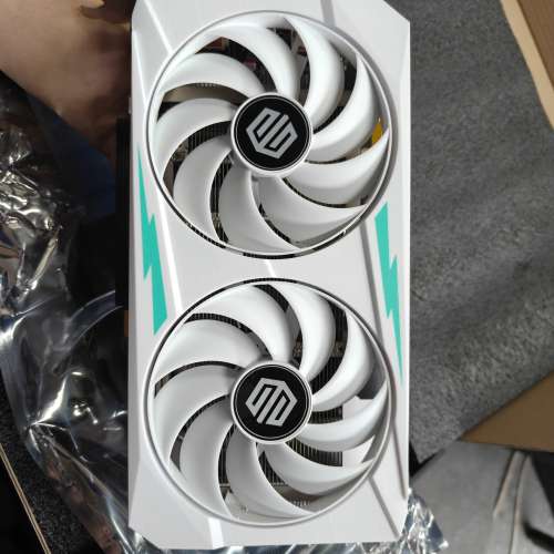 極將 GTX 1070 8GB 白色