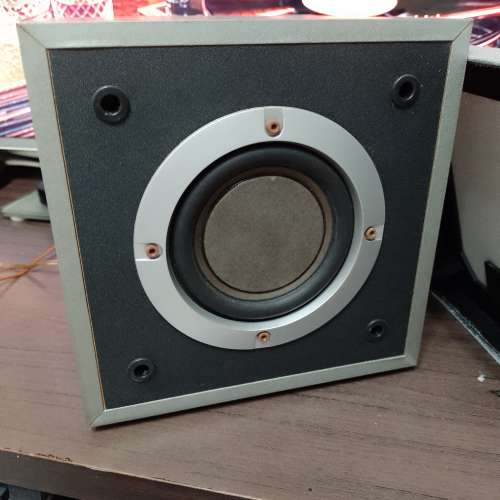 免費贈送 Mircolab 無源 subwoofer