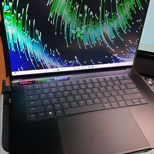 Razer Blade 16   RTX4070