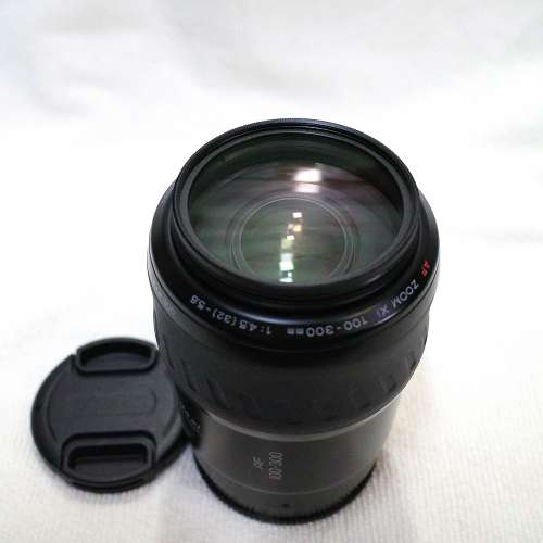 MINOLTA AF 100-300mm F4.5-5.6 ZOOM xi MACRO