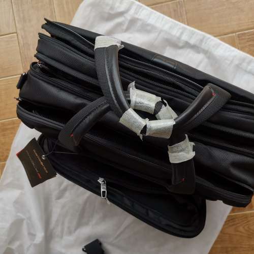 全新 Samsonite Pro DLX 4 Expandable Briefcase 新秀麗 可擴展版 電腦袋 公事包