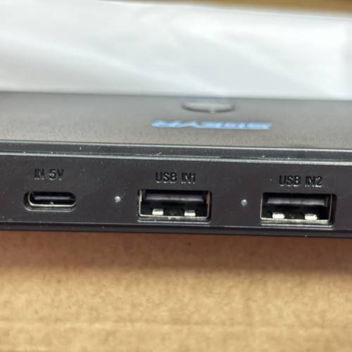 USB K V M 分線器 KVM SGEYR