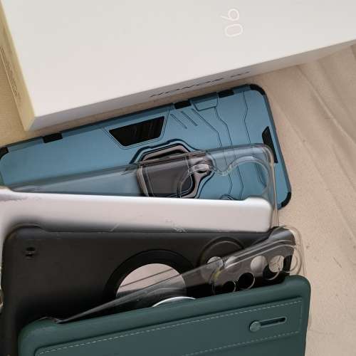 99 新榮耀Honor90影相超靚二億萬像素12+7 +512內存全機貼了前後保護貼鏡頭保護貼多...