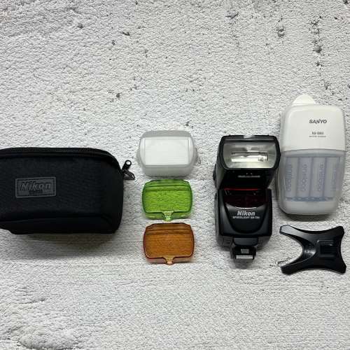 Nikon Speedlight SB-700