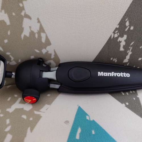 Manfrotto PIXI EVO Mini Tripod (MTPIXIEVO-BK / MTPIXIEVO-WH)