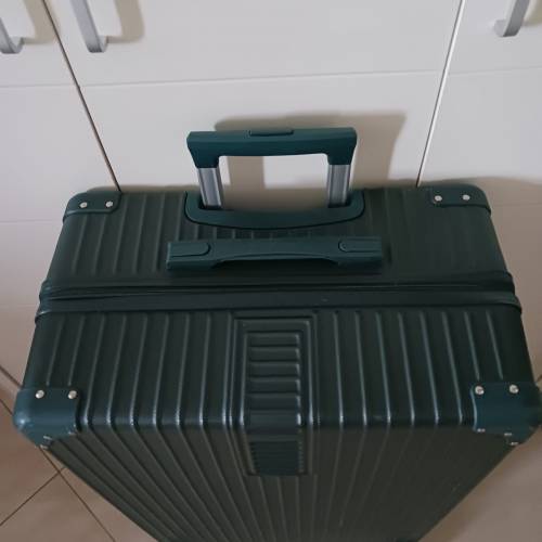 Green 28 吋旅行喼/行李箱 28 inch suitcase / baggage / luggage