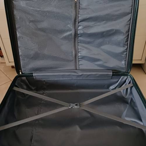 Green 28 吋旅行喼/行李箱 28 inch suitcase / baggage / luggage