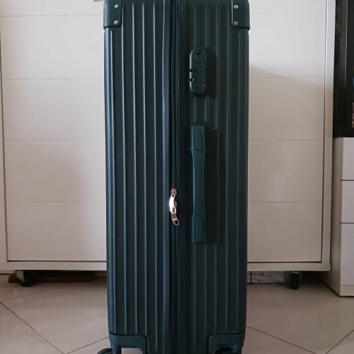 Green 28 吋旅行喼/行李箱 28 inch suitcase / baggage / luggage