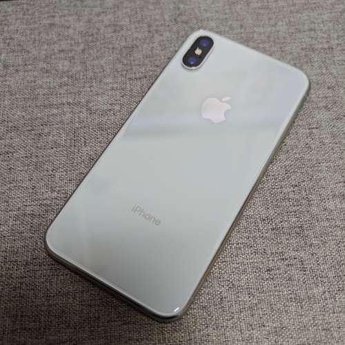 iPhone X white 64gb 100% battery